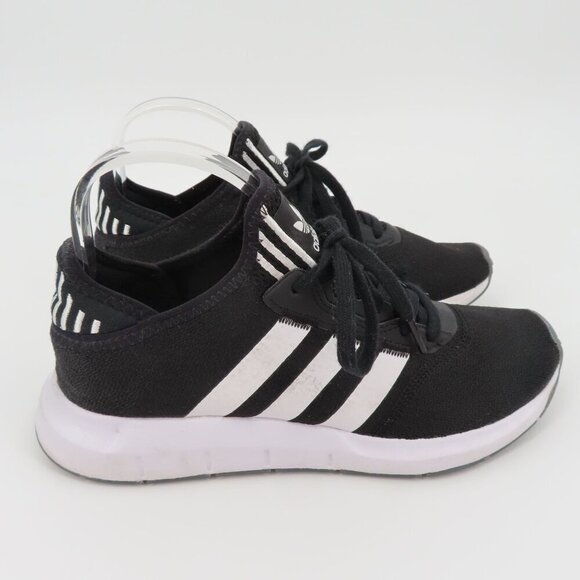 Adidas Women 8.5 Swift Run FY2134 Black White Running Shoes Sneakers Athletic - Picture 8 of 16
